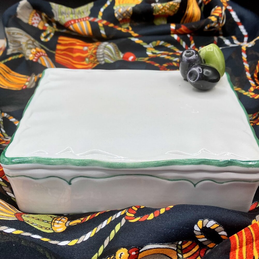 Rare 1960’s Mancioli Pottery Earthenware Covered Trinket Box With Raised Olives